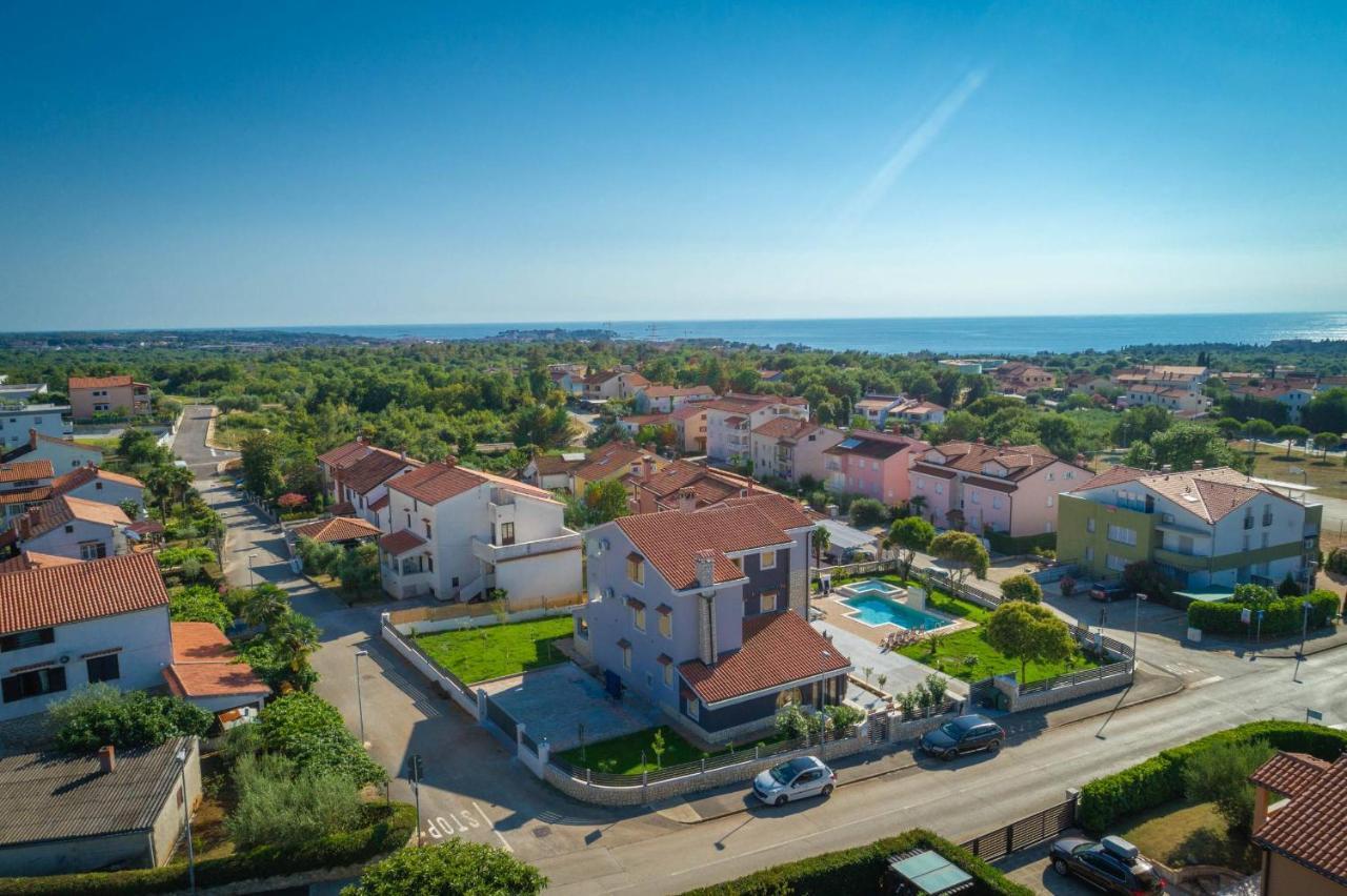Villa Zorica Porec Exterior photo