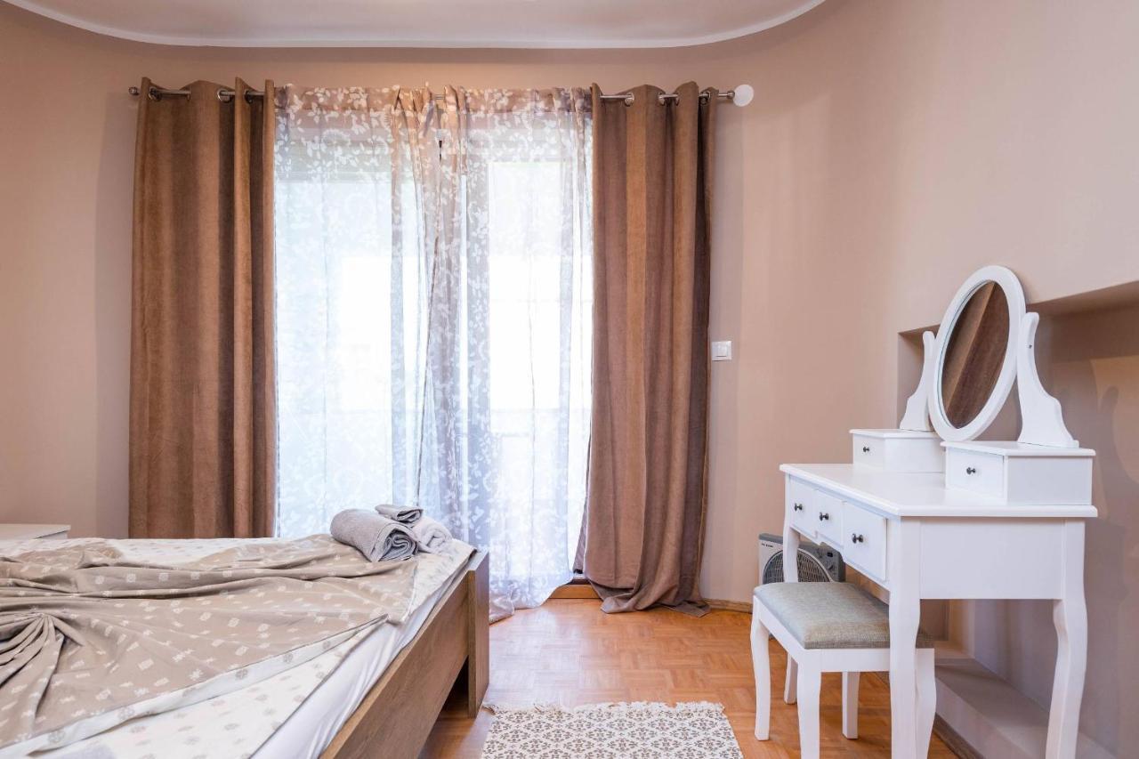 Villa Zorica Porec Exterior photo